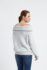 Charger le modèle 3D dans le visionneur de galerie, PULL FEMME COL BATEAU AMBRE GRIS CLAIR