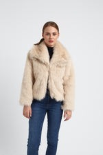 Charger le modèle 3D dans le visionneur de galerie, VESTE FOURRURE EMMA CREME