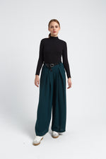 Charger le modèle 3D dans le visionneur de galerie, PANTALON FUIDE LARGE FEMME VALERIE EMERAUDE