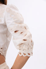 Charger le modèle 3D dans le visionneur de galerie, BLOUSE BRODERIE FEMME REVERIE CRÈME