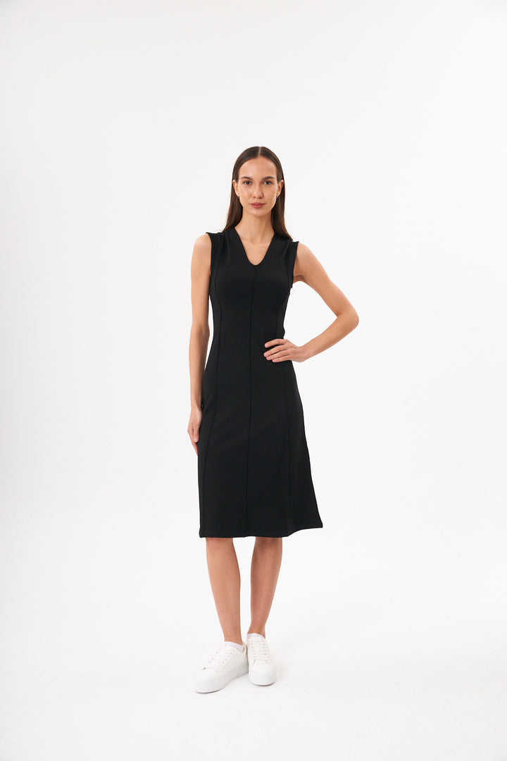 ROBE EXTENSIBLE V SANS MANCHES VERTIGE REGLISSE