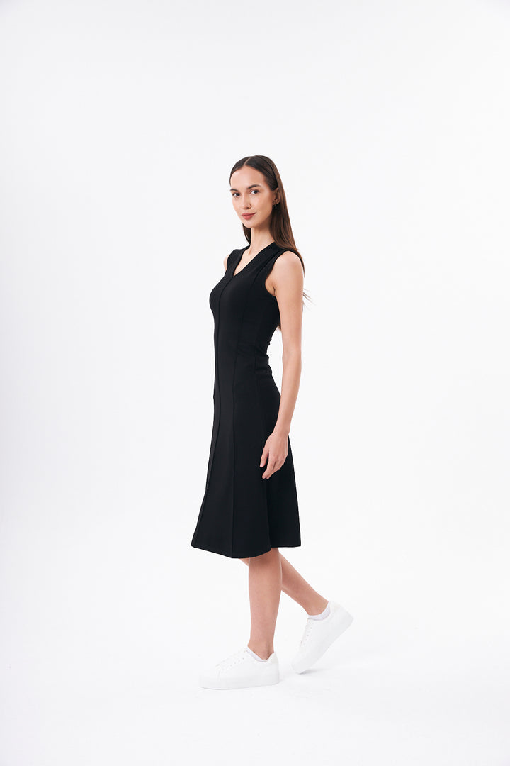 ROBE EXTENSIBLE V SANS MANCHES VERTIGE REGLISSE