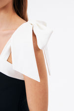 Charger le modèle 3D dans le visionneur de galerie, ROBE FEMME BI-COLORE STARLETTE NOIR ET BLANC