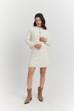 Charger le modèle 3D dans le visionneur de galerie, ENSEMBLE ELYA VESTE/GILET ET JUPE ECRU