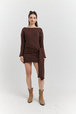 Charger le modèle 3D dans le visionneur de galerie, ROBE PULL MAILLE AVEC ECHARPE SELIANE CHOCOLAT