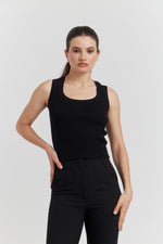 Charger le modèle 3D dans le visionneur de galerie, DEBARDEUR TRICOTE MAILLE SOYEUSE VELORA NOIR