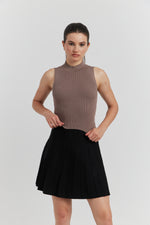 Charger le modèle 3D dans le visionneur de galerie, PULL TRES SOYEUX SANS MANCHES ISSELIA TAUPE