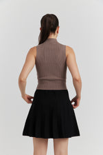 Charger le modèle 3D dans le visionneur de galerie, PULL TRES SOYEUX SANS MANCHES ISSELIA TAUPE