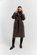 Charger le modèle 3D dans le visionneur de galerie, MANTEAU PEIGNOIR COL TAILLEUR AURELYS MARRON