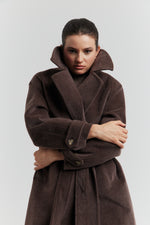 Charger le modèle 3D dans le visionneur de galerie, MANTEAU PEIGNOIR COL TAILLEUR AURELYS MARRON