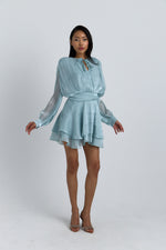 Charger le modèle 3D dans le visionneur de galerie, ROBE LUMINEUSE EN SATIN SANA