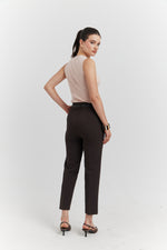 Charger le modèle 3D dans le visionneur de galerie, PANTALON AVEC CEINTURE FIOREA MARRON
