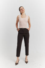 Charger le modèle 3D dans le visionneur de galerie, PANTALON AVEC CEINTURE FIOREA MARRON
