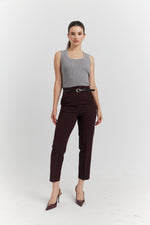Charger le modèle 3D dans le visionneur de galerie, PANTALON AVEC CEINTURE FIOREA BORDEAUX
