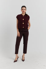 Charger le modèle 3D dans le visionneur de galerie, PANTALON AVEC CEINTURE FIOREA BORDEAUX
