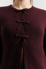Charger le modèle 3D dans le visionneur de galerie, GILET BOUTONS PRESSIONS PERLES NYLERA BORDEAUX
