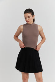 PULL TRES SOYEUX SANS MANCHES ISSELIA TAUPE